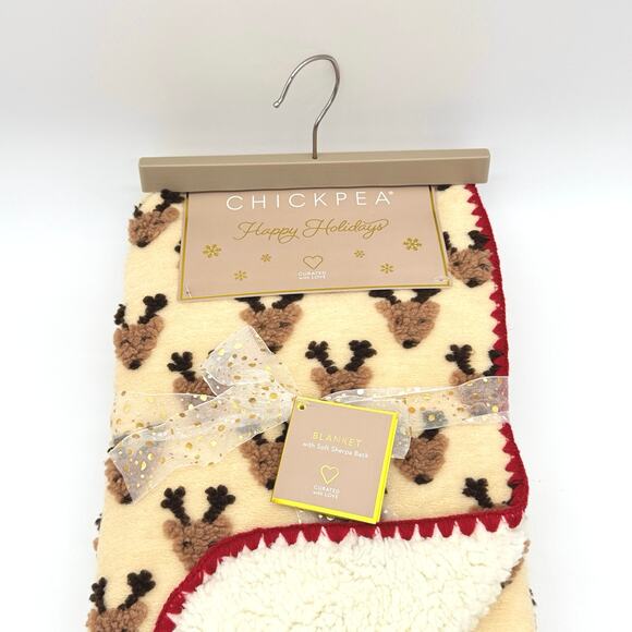 Chickpea Sherpa Christmas Reindeer Baby Blanket NEW - Picture 2 of 4